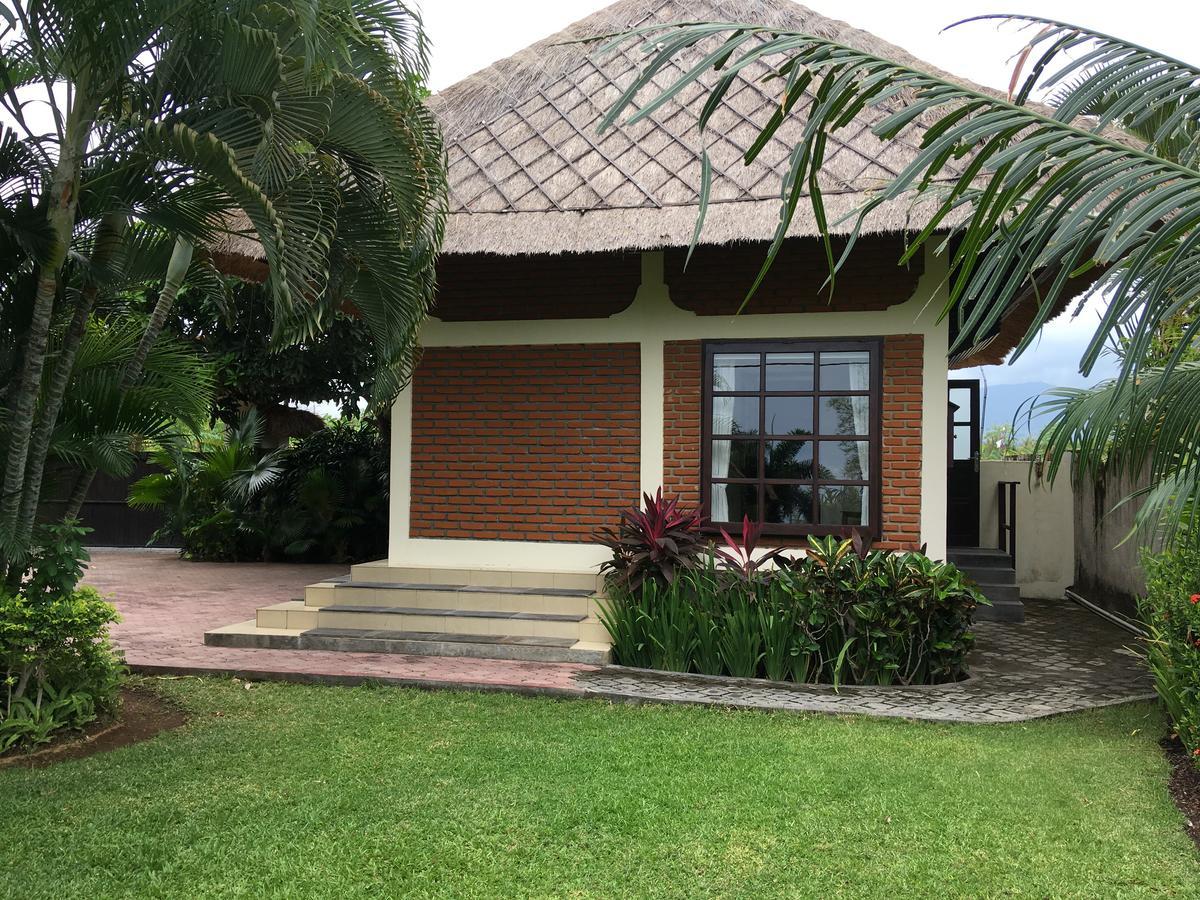 Villa Pelangi Bali Seririt  Ngoại thất bức ảnh