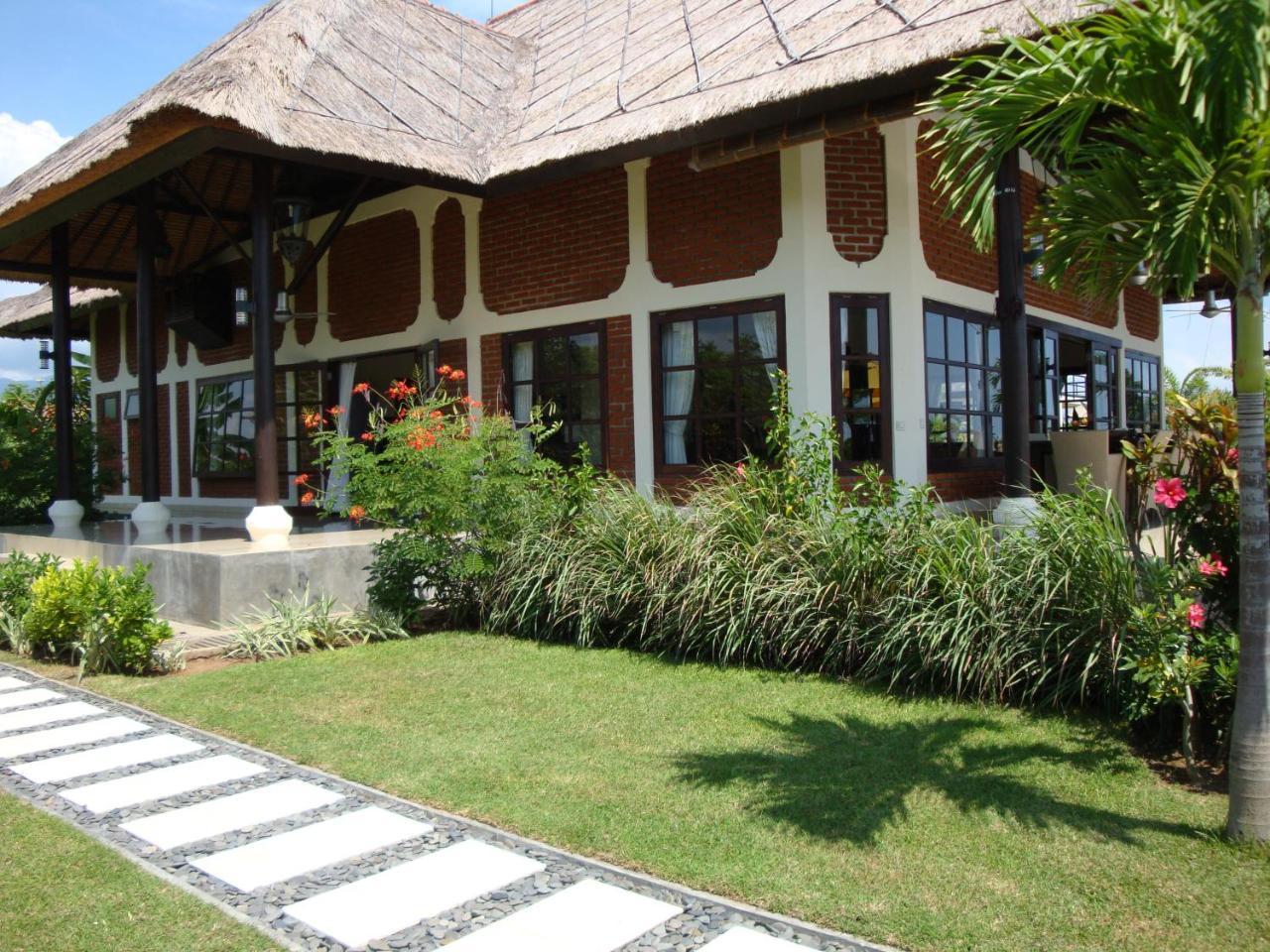 Villa Pelangi Bali Seririt  Ngoại thất bức ảnh