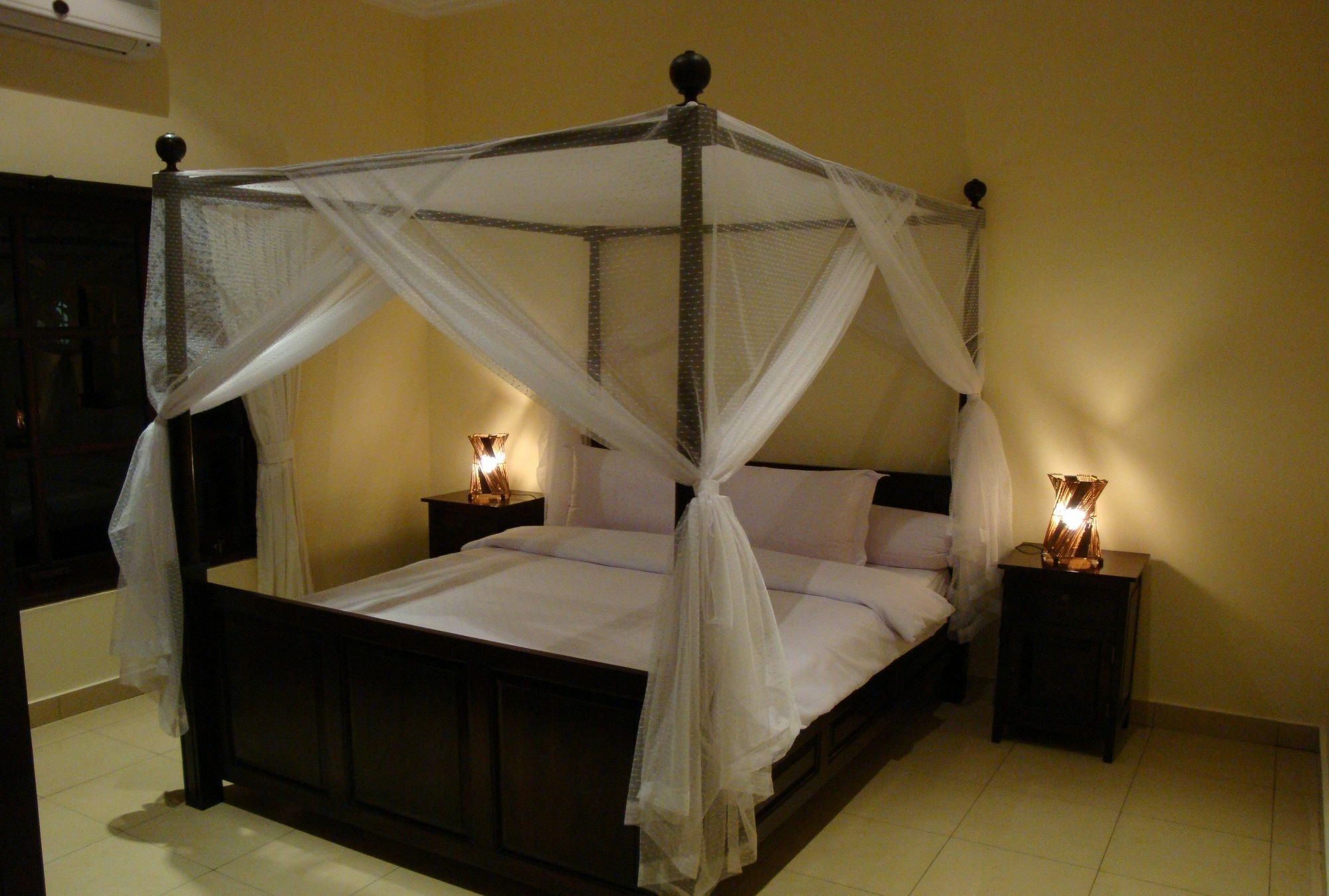 Villa Pelangi Bali Seririt  Ngoại thất bức ảnh